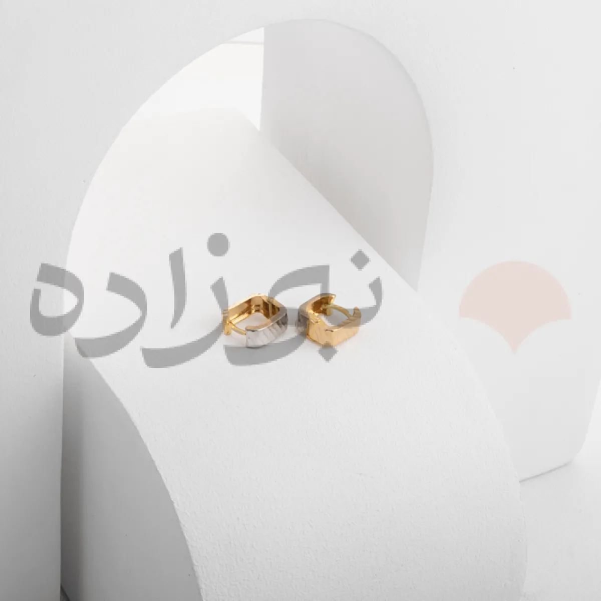 گوشواره چفتی مربع E074