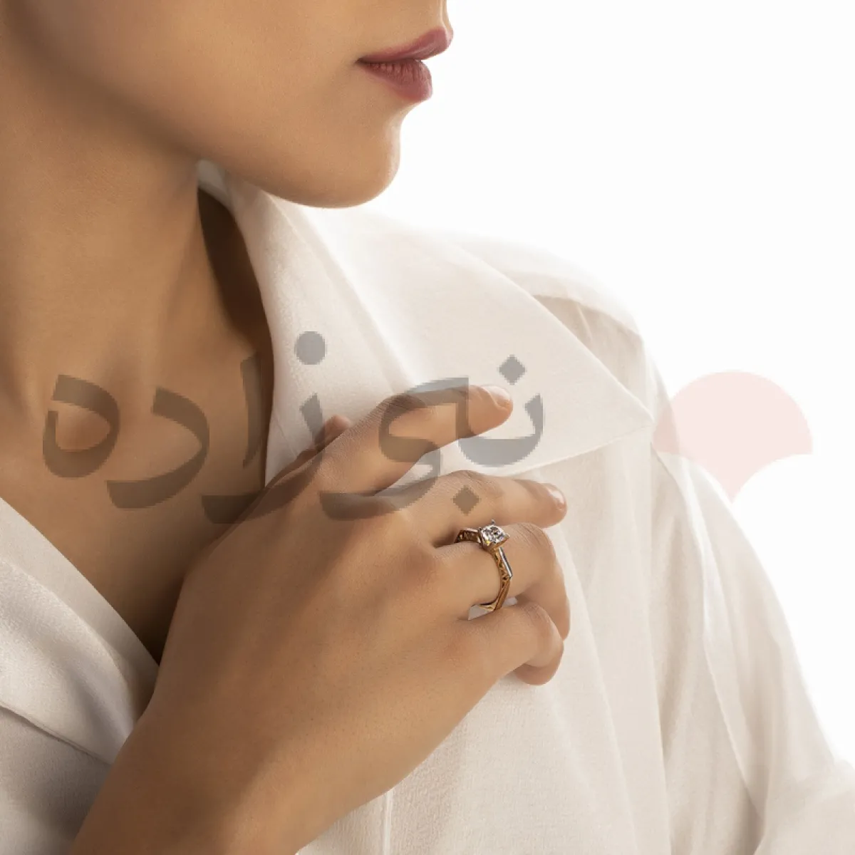 انگشتر سولیتر چند ضلعی طلا R020
