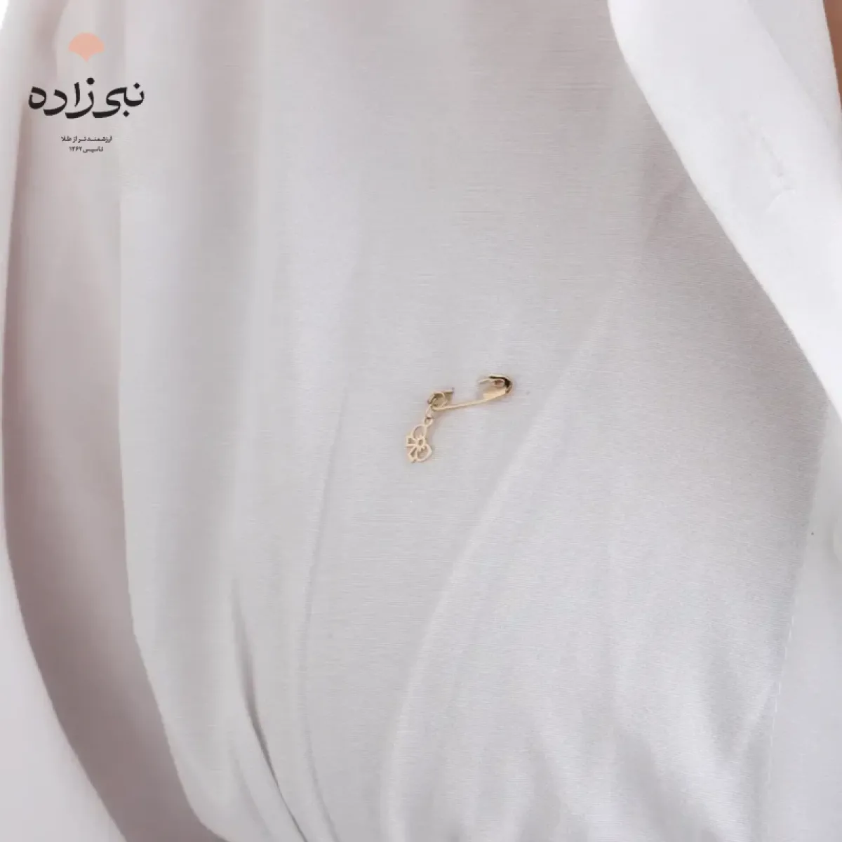سنجاق سینه کودک پاپیون طلا P006