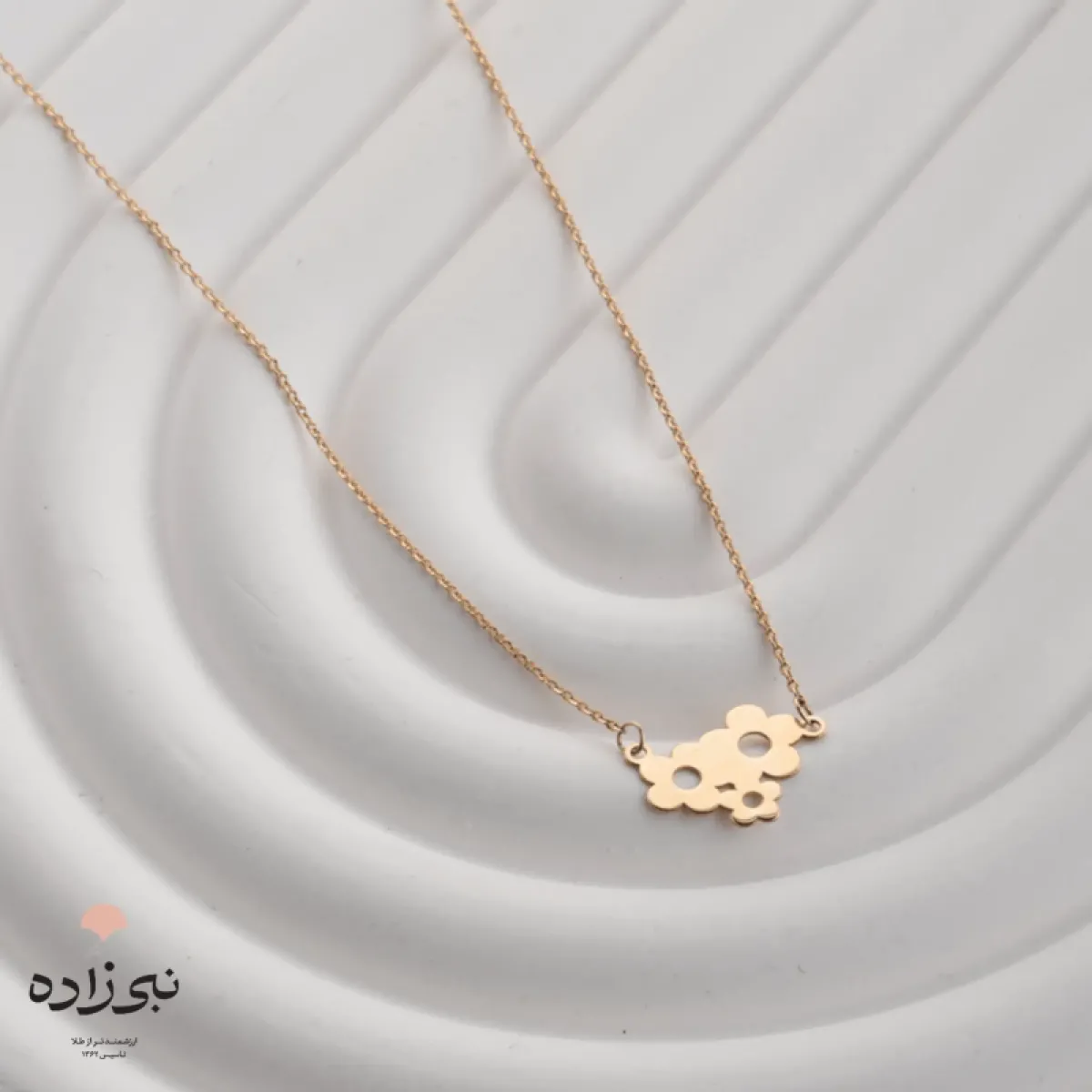 گردنبند لیزری سه گل N145