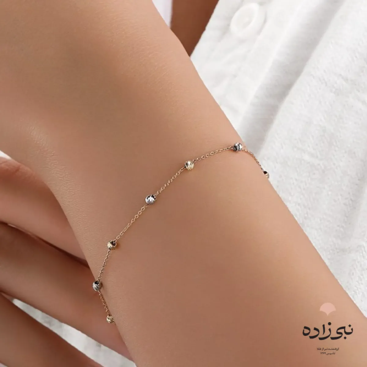دستبند طلا البرنادو B001