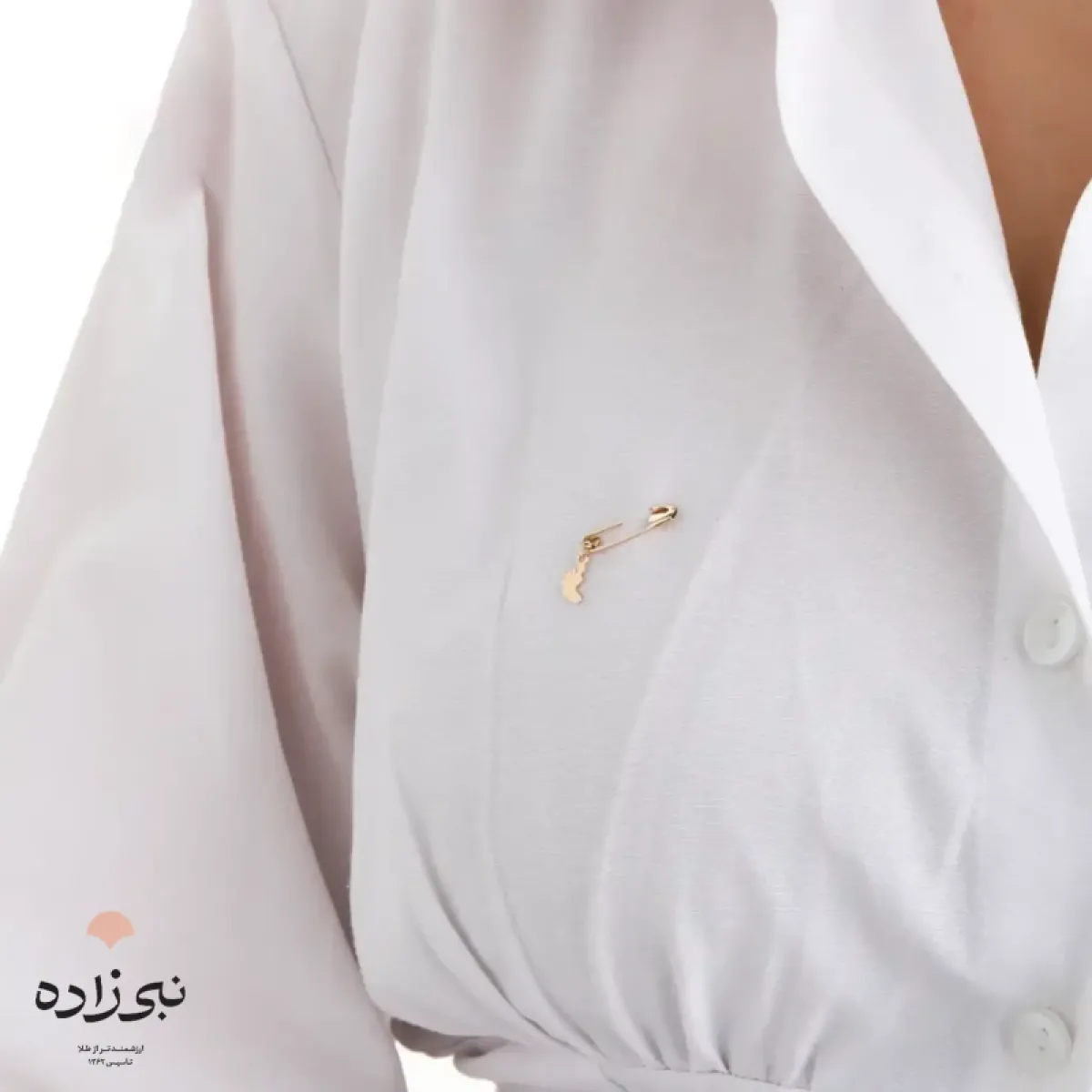 سنجاق سینه کودک رد پا طلا P004