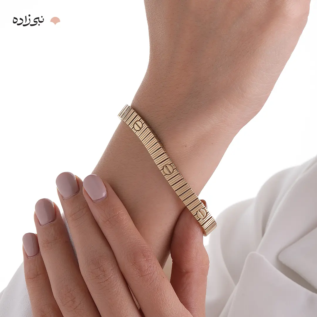 دستبند کارتیه لاو طلایی لخت نیم پهن (unlimited) B253 3 دستبند کارتیه لاو طلایی لخت نیم پهن (unlimited) B253